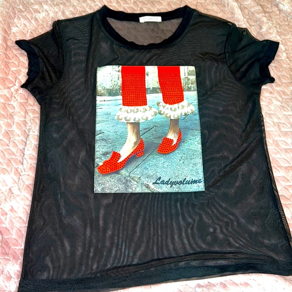 Black mesh Top w/ picture of bright red shoes and pants